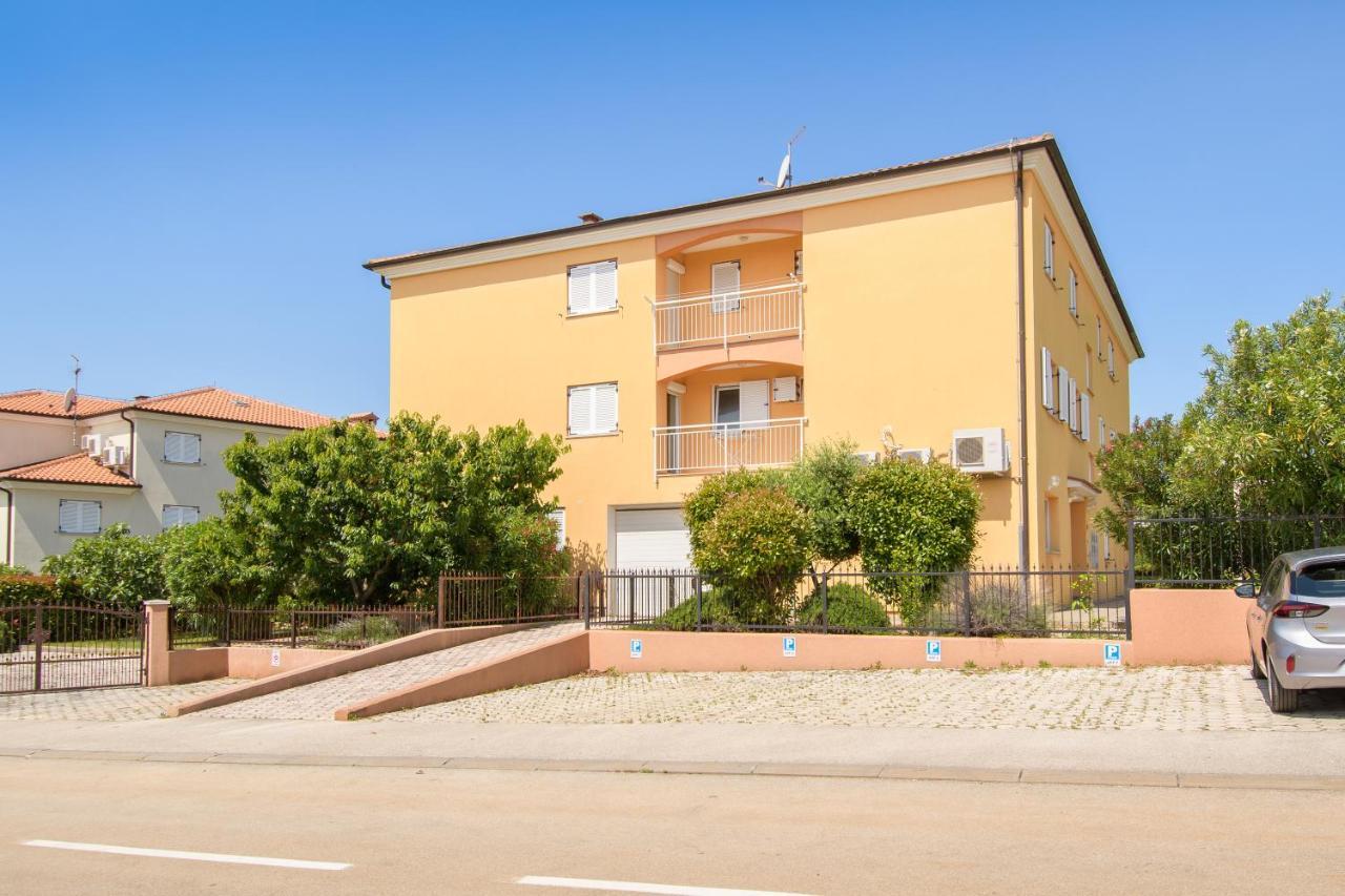 Aurea Novigrad Leilighet Novigrad Istria Eksteriør bilde